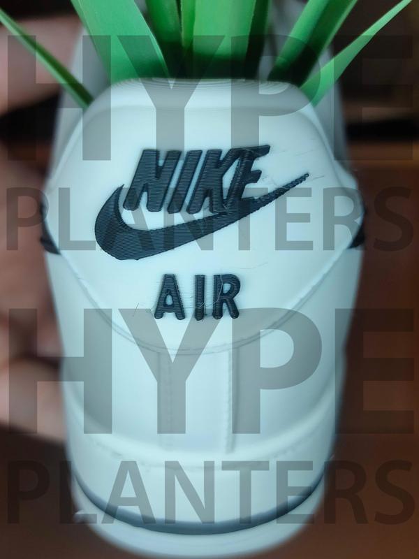 Air Force 1 Black and White pot stand ikea pack