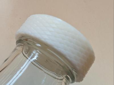 Cap for glass frappuchino-bottles