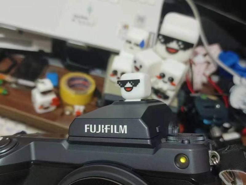 Small black box expression hot shoe cover cube_cool