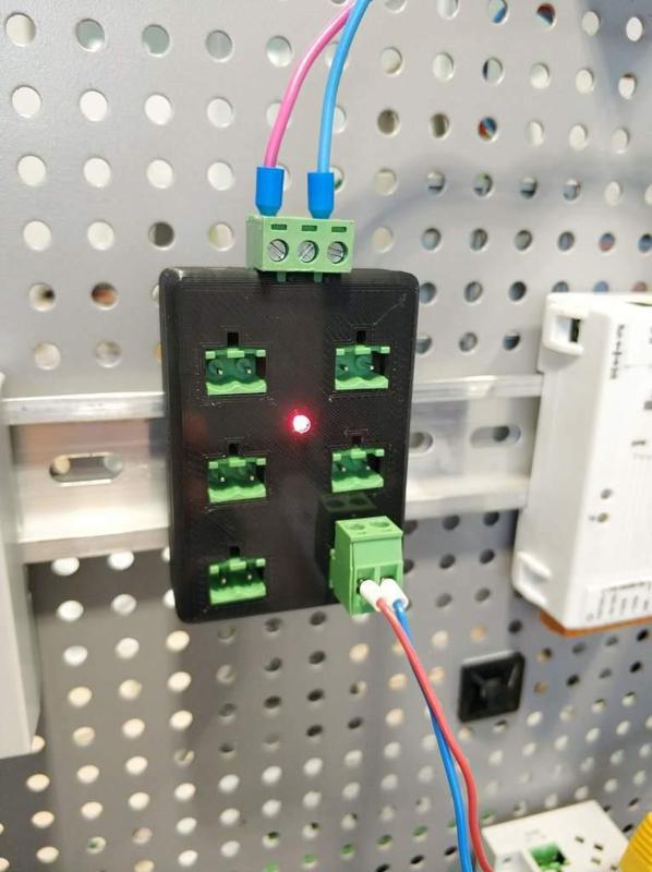 Industrial power splitter