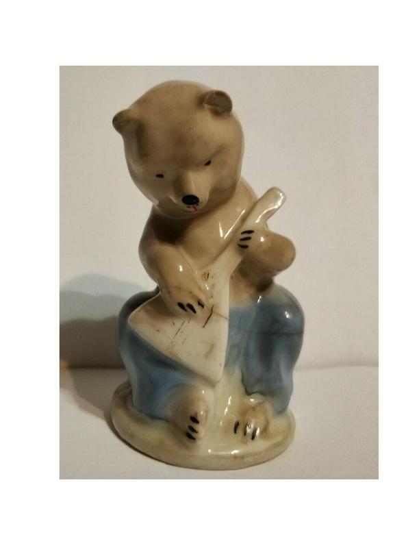 A bear and a balalaika