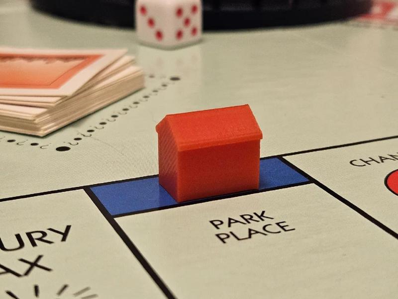 Monopoly Deluxe Edition Hotel   