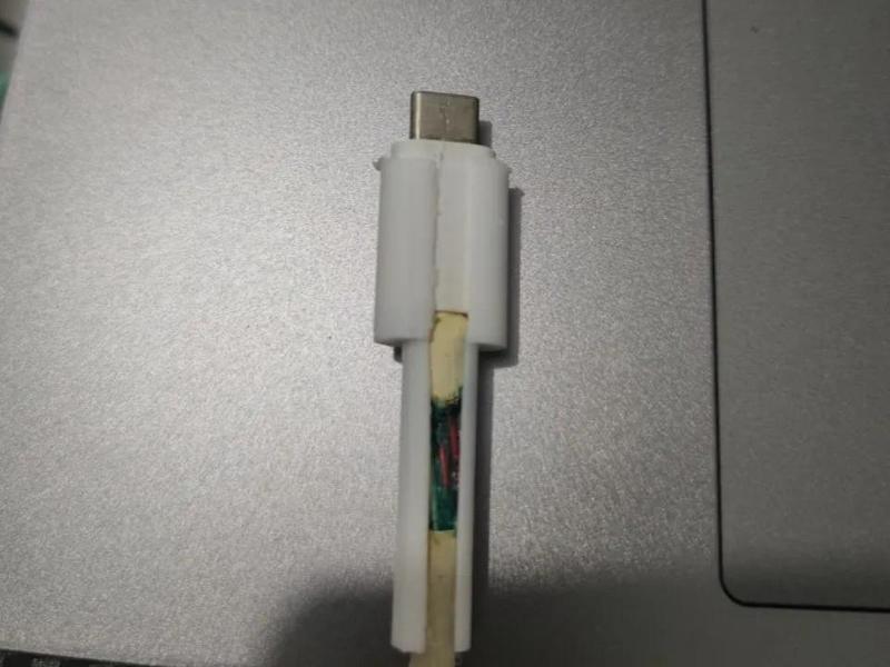 Xiaomi charging cable protector