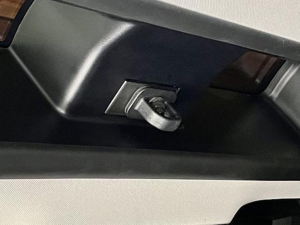 Land Rover Defender L663 - Cargo ceiling hook base plate adapter