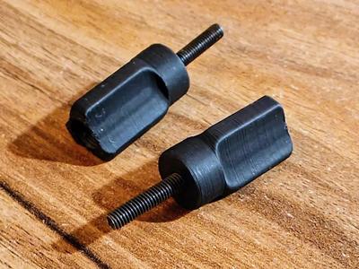 Thumb Screw M3x20   