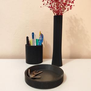Modern set of pen, vase and bowl!
