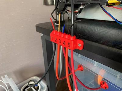 Filament hub