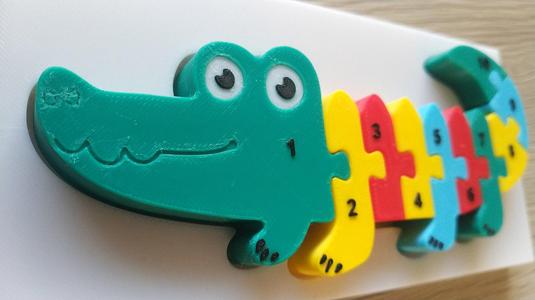 Crocodile - inserting puzzle for kids