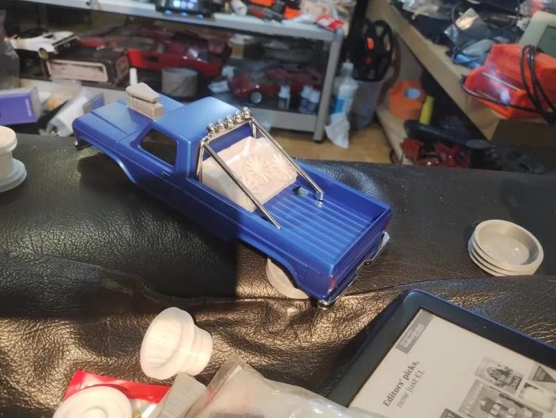 Radiator battery cover 1/24   