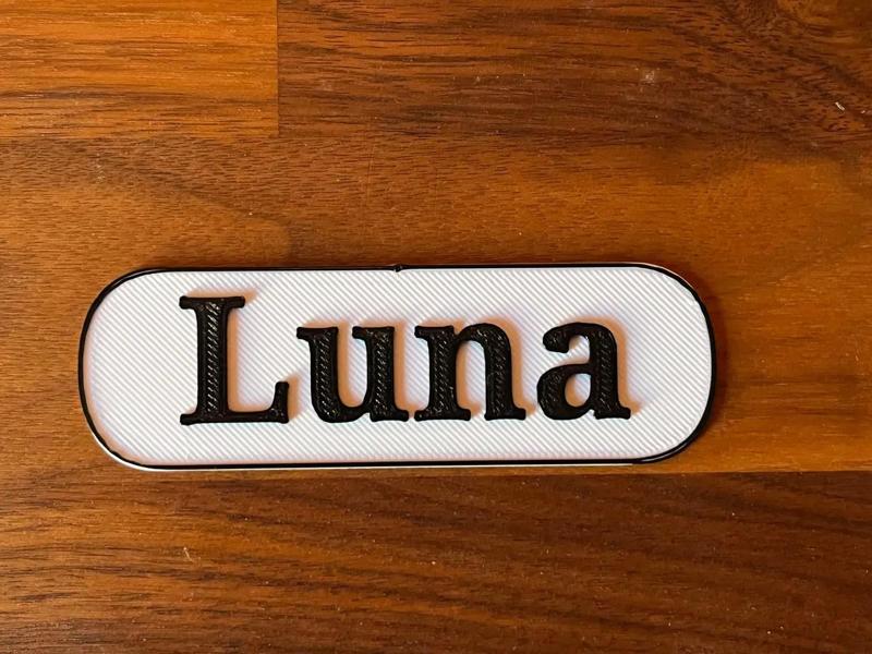 Nametag Luna   