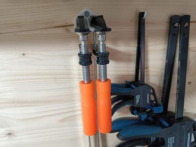 2 Clamp holder
