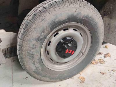 Hub Cap (GMC Sierra)