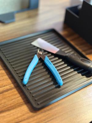 Workstation tray
