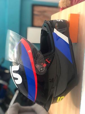 Motorbike helmet support