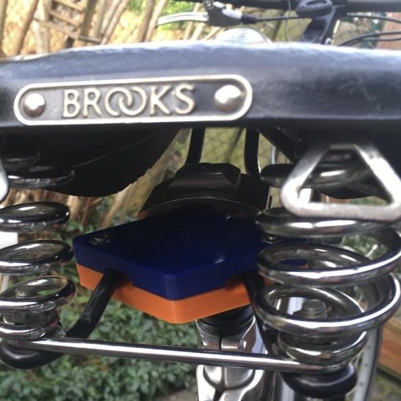 BROOKS AirTag Saddle Mount