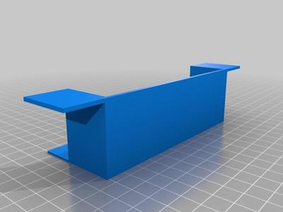 Flight feeder wall mount and screen