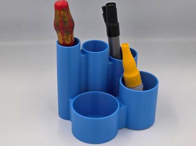 Desktop organizer / penholder
