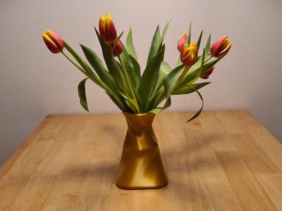 Square Vase - Vase mode not required. Water Tight