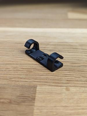 Wire Clamp - No supports required