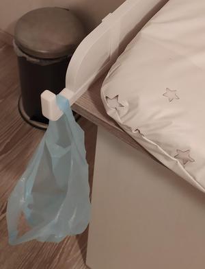 Dresser hook for diaper bags no screw 