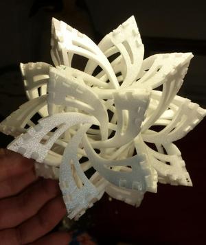 Frabjous Sculpture - A 20-pointed Christmas Star