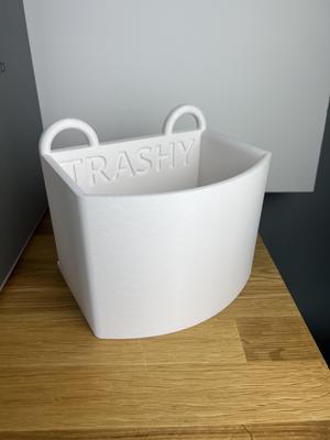 Trashy Trash bin: Hanging Trash bin