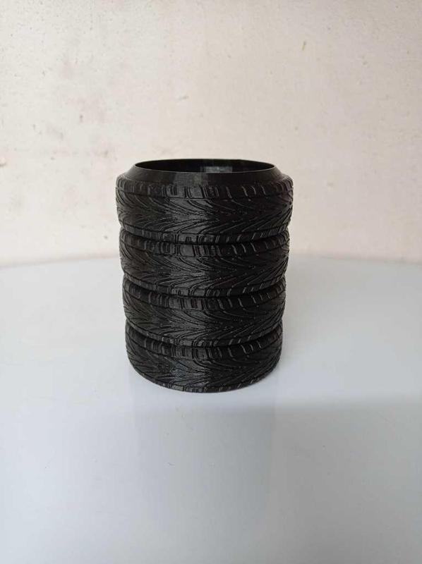 Tire stack canholder 33 cl
