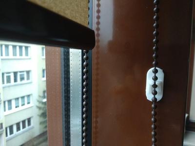 Blinds rope/chain stop