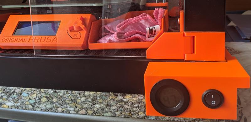 Interruptor y termómetro /  Switch and thermometer