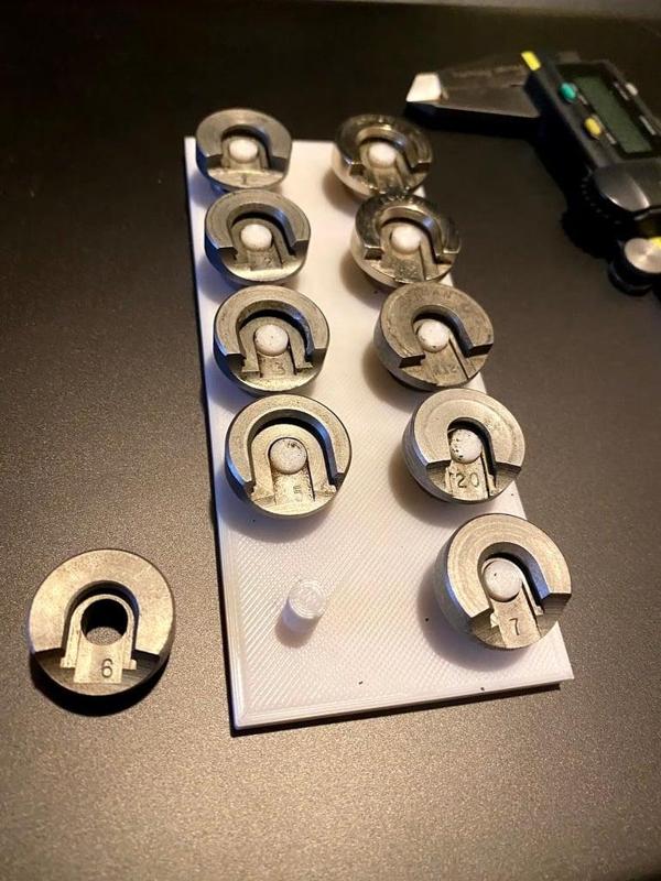 Simple Shell Holder Holder