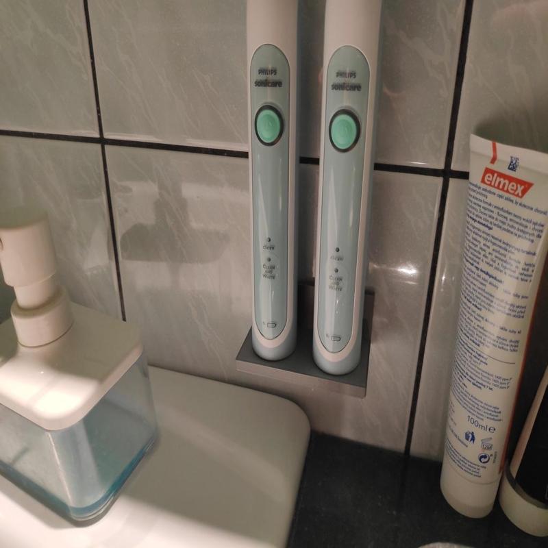 Philips Sonicare wall mount