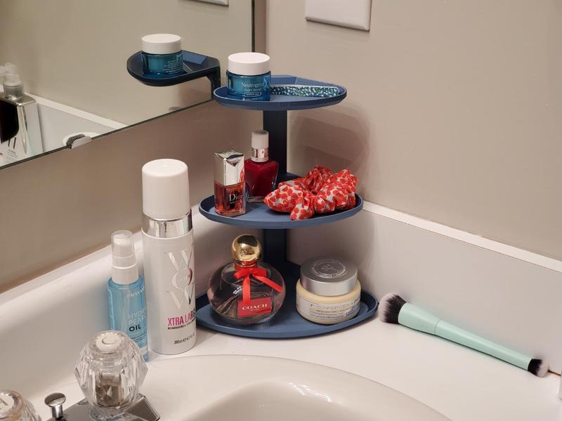 Corner Shelf/Shelves (Print-in-Place)