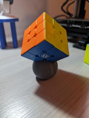 RUBIK CUBE STAND