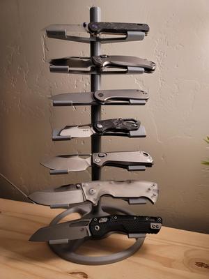 "The Sequoia" Knife Display