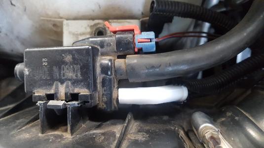 Opel corsa c aux air pipe.