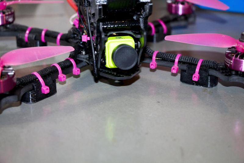 Dolphin1 Landing Feet