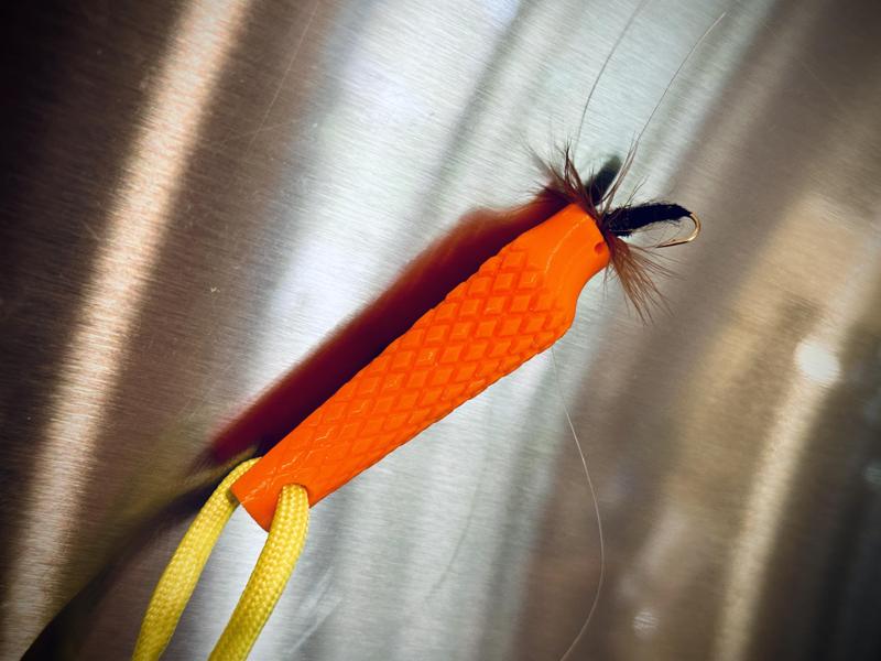 Fishing Knot Aid (with optional magnet)