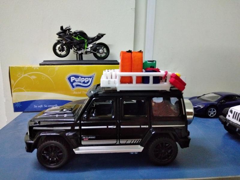 Cargo Frame for SUV 1:32 Model Car