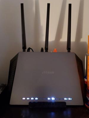 Netgear R7000 Nighthawk Router Stand