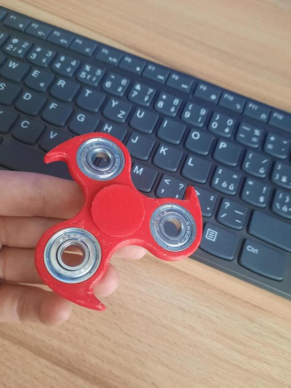 Fidget spinner