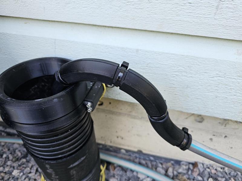 Garden hose gooseneck support, 16 mm OD hose