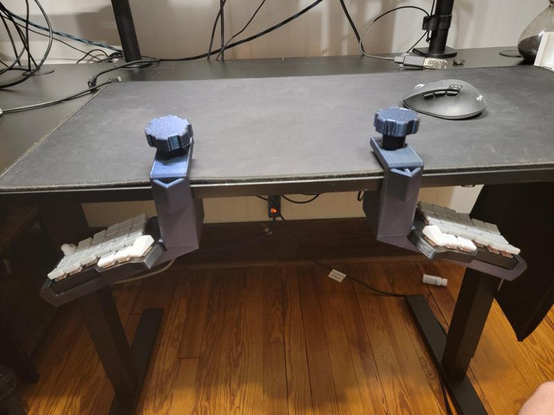 Split Keyboard desk clamp tray