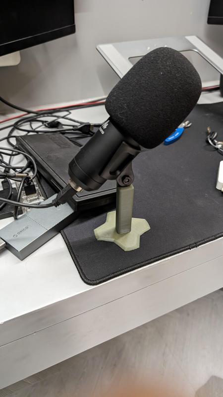 Mic stand