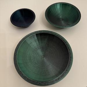 Curved Magnetic Bowles