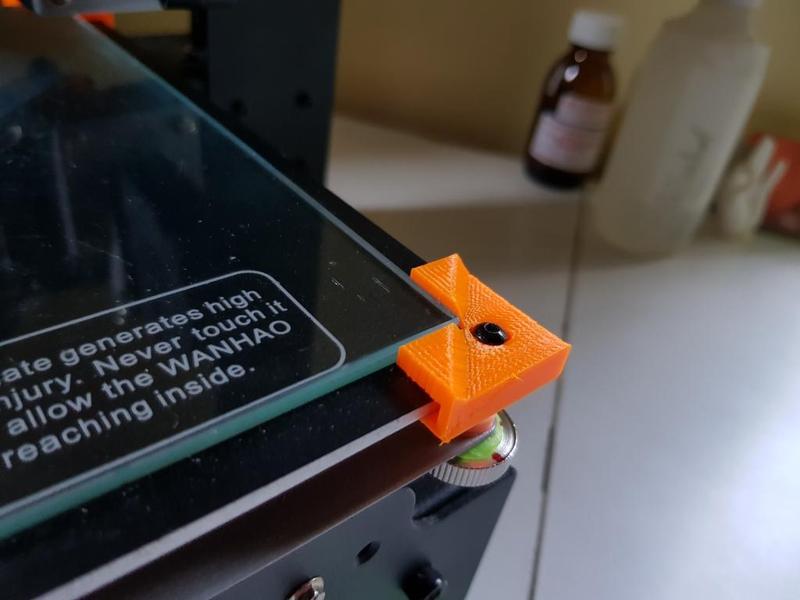 Wanhao i3 plus print bed 200x200mm glass fixture