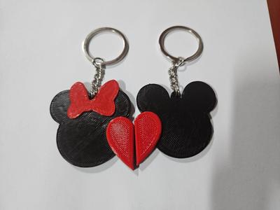 Mickey Minnie keychain