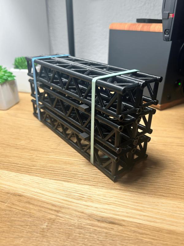 20cm (2m) 4point Truss