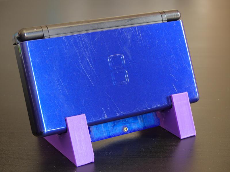 Nintendo DS Lite Display Stand