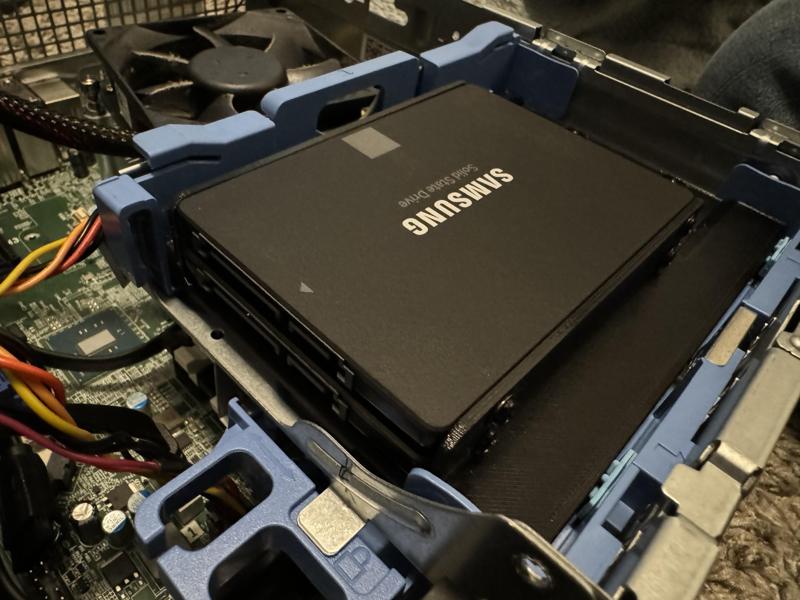 Dell Optiplex 7040 Drive Adapter Caddies