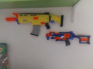 soporte pared escopetas Nerf